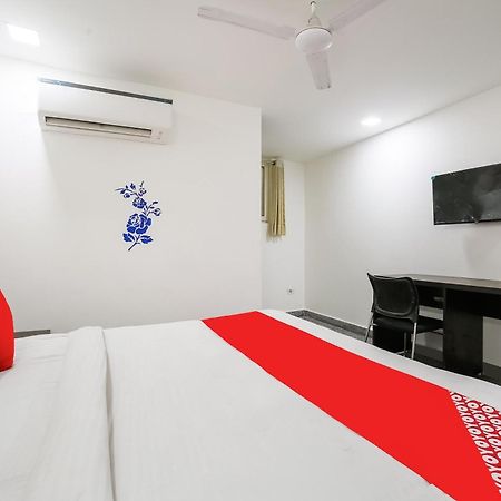 ניו דלהי My Comfortable Hotel מראה חיצוני תמונה