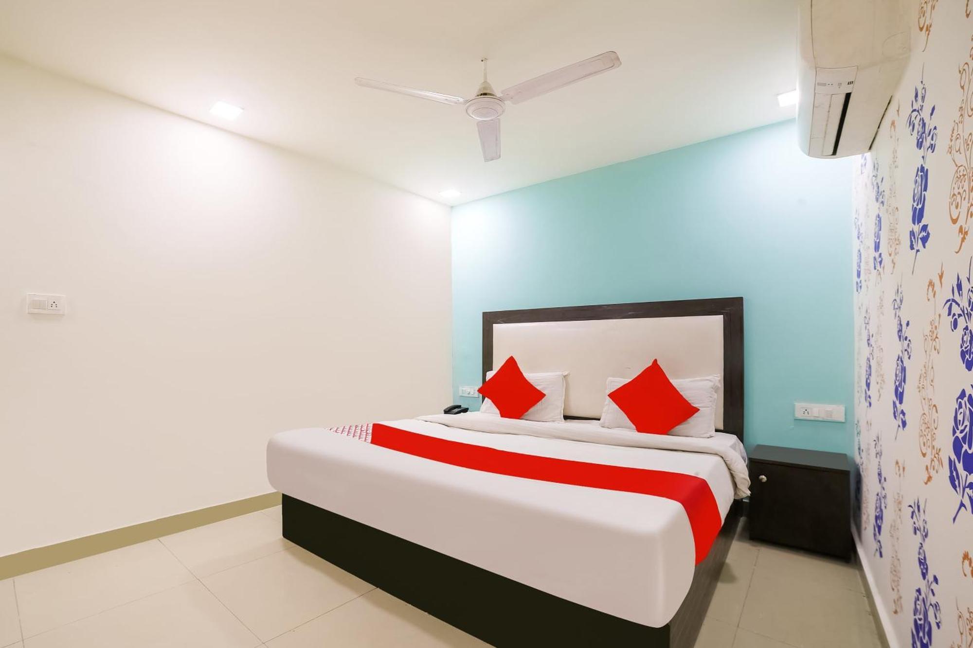 ניו דלהי My Comfortable Hotel מראה חיצוני תמונה