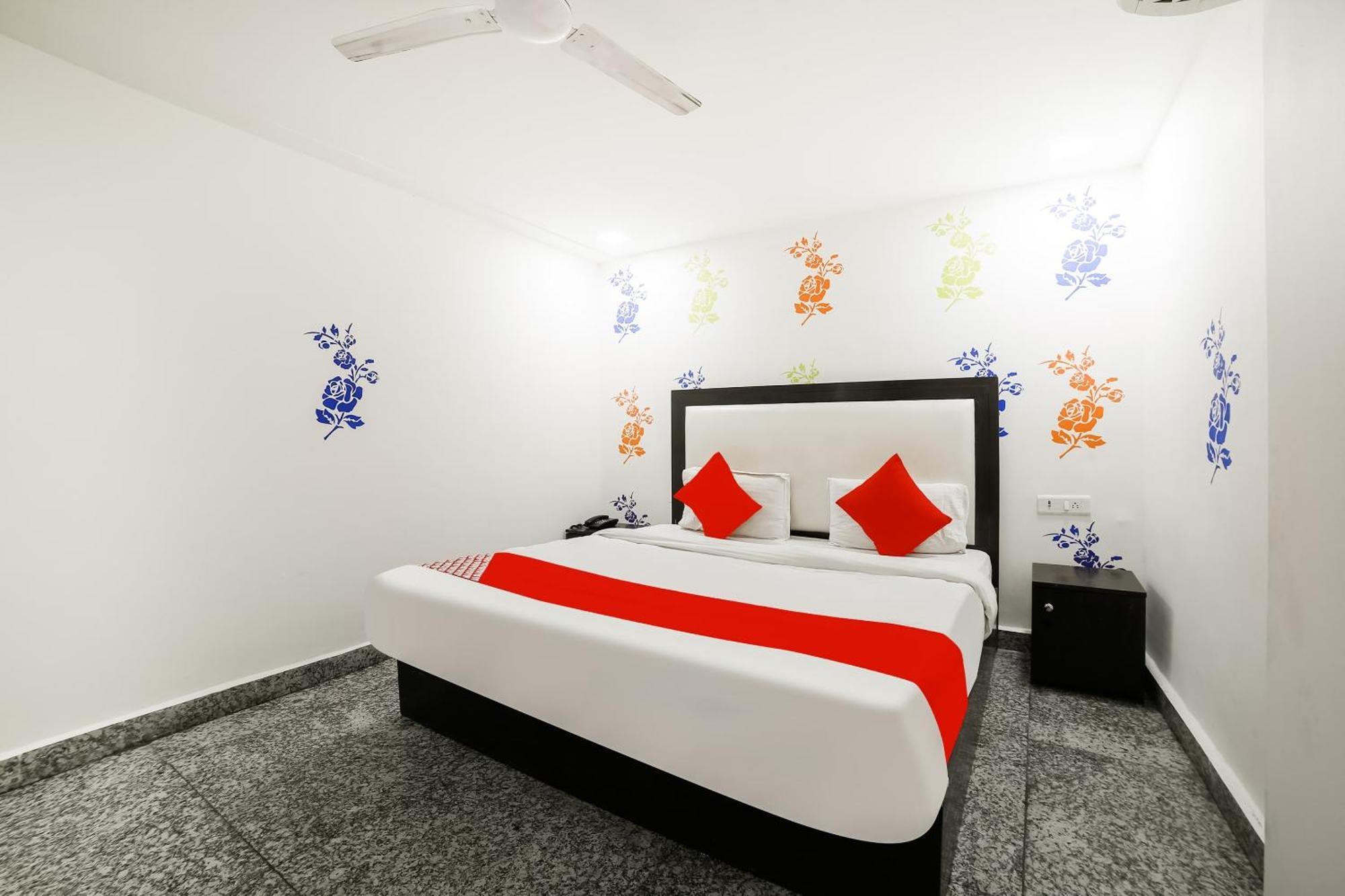 ניו דלהי My Comfortable Hotel מראה חיצוני תמונה