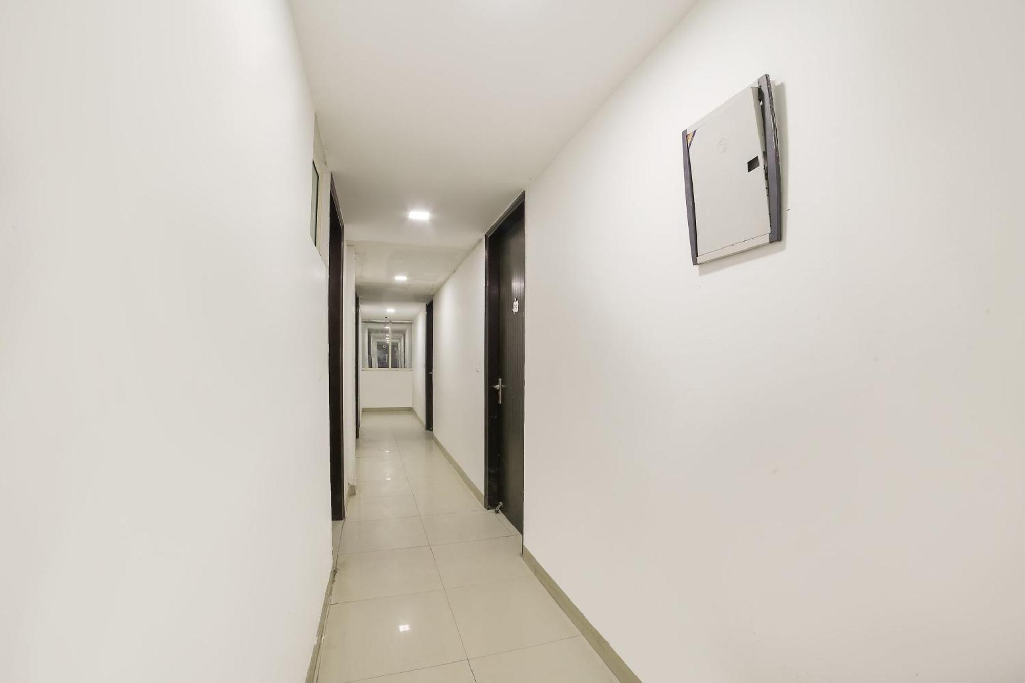 ניו דלהי My Comfortable Hotel מראה חיצוני תמונה