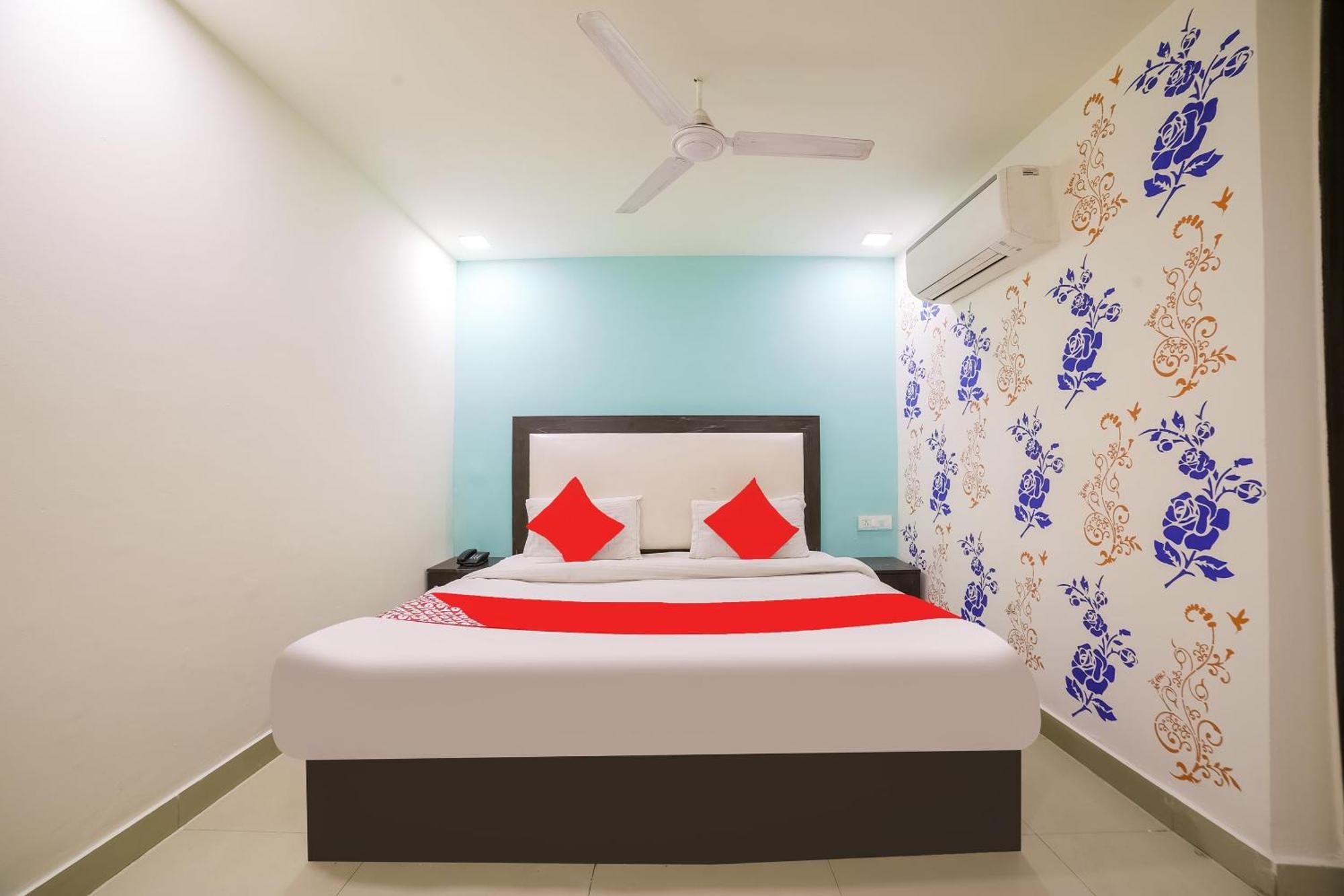 ניו דלהי My Comfortable Hotel מראה חיצוני תמונה