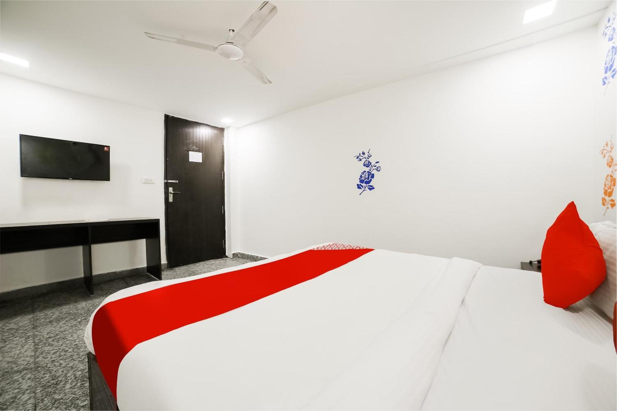ניו דלהי My Comfortable Hotel מראה חיצוני תמונה